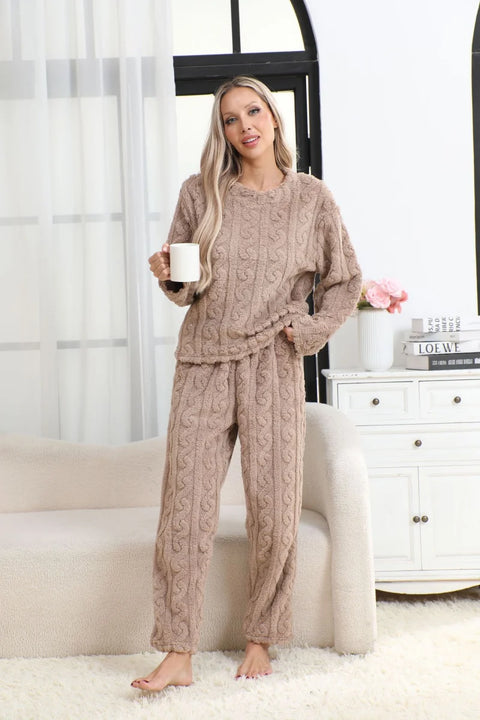 Women’s Thermal Pajama Set – Warm Coral Velvet Winter Sleepwear