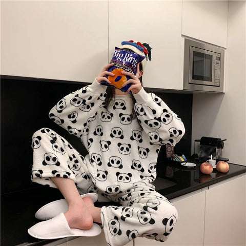 Women’s Fleece Pajama Set – Warm Winter Sleepwear