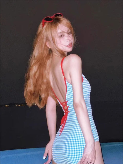 Red Scalloped Rim Swimsuit For Sexy Women