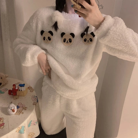 Women’s Fleece Pajama Set – Warm Winter Sleepwear